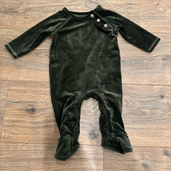 Mud Pie Baby One Piece Green Corduroy 0-3M - Picture 1 of 2